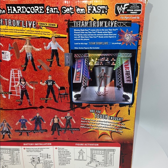 NEW SEALED WWF TITAN TRON LIVE SET WITH VINCE MCMAHON ACTION FIGURE - Picture 9 of 11